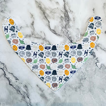 Load image into Gallery viewer, STAR WARS Bandana Bibs