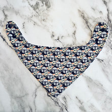 Load image into Gallery viewer, Mandalorian Bandana Bibs