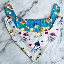 Load image into Gallery viewer, Baby Shark &amp; Bubble Guppies Bandana Bibs
