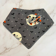 Load image into Gallery viewer, Disney Halloween Bandana Bibs
