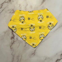 Load image into Gallery viewer, Looney Tunes Bandana Bibs
