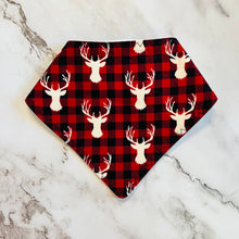 Load image into Gallery viewer, Christmas Bandana Bibs
